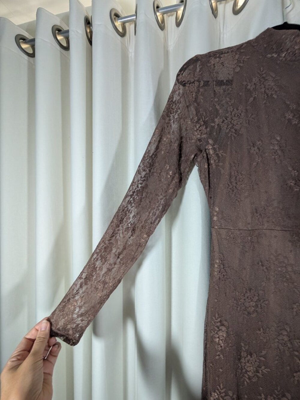 EXPRESS Long Sleeve Mock Neck Lace Maxi Dress Women's Size M Cocoa, Sexy, 1321 - Picture 4 of 13